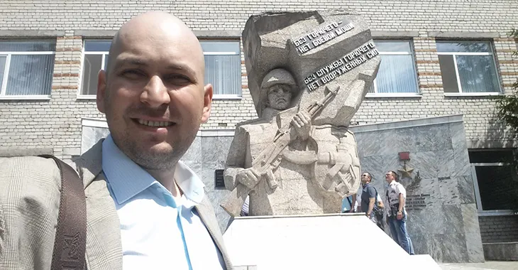 «Я почувствовал себя вполне готовым к конкретным шагам в сторону развития своего дела, еще не закончив программы. Параллельно учебе открыл и начал развивать бизнес»