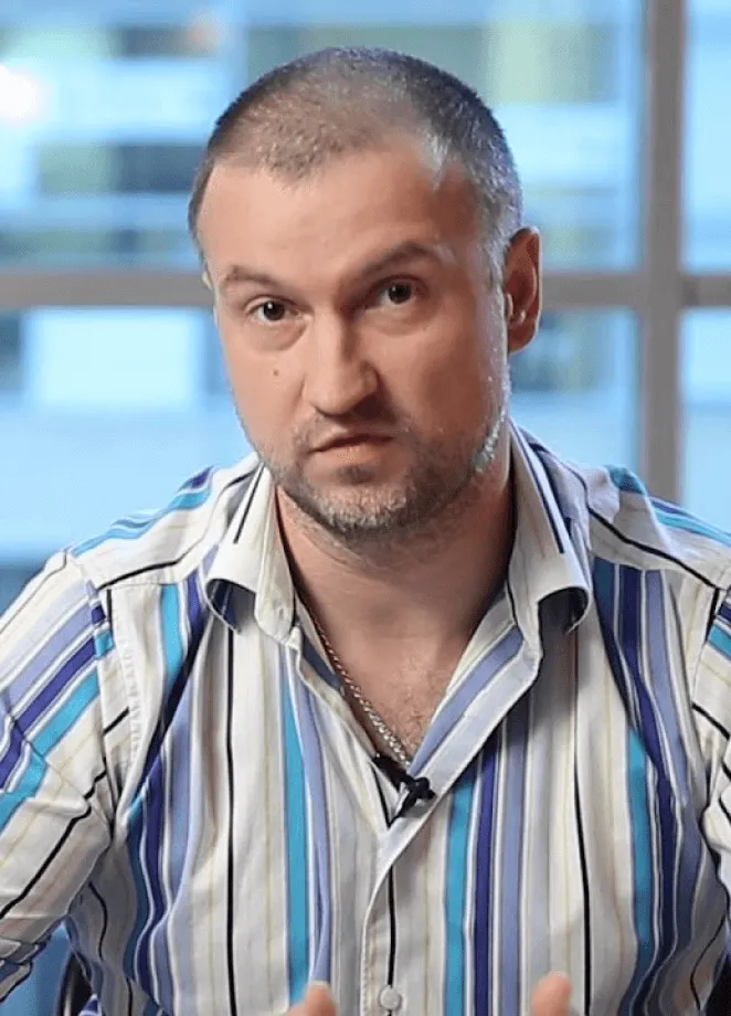 Андрей Кениг