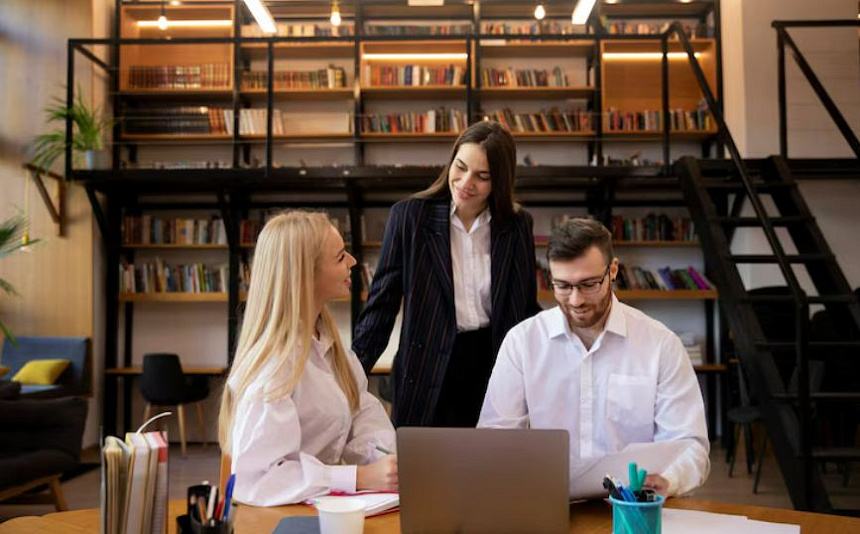 С Днём российского бизнес-образования!